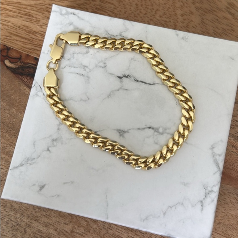 Gold Chain Bracelet
